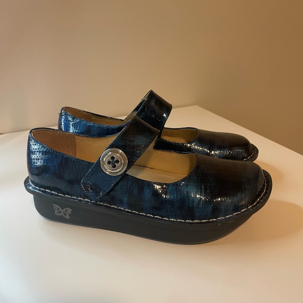 ALEGRIA PALOMA MARY JANE 38